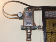 Pneumatický regulátor teploty na přímotopu